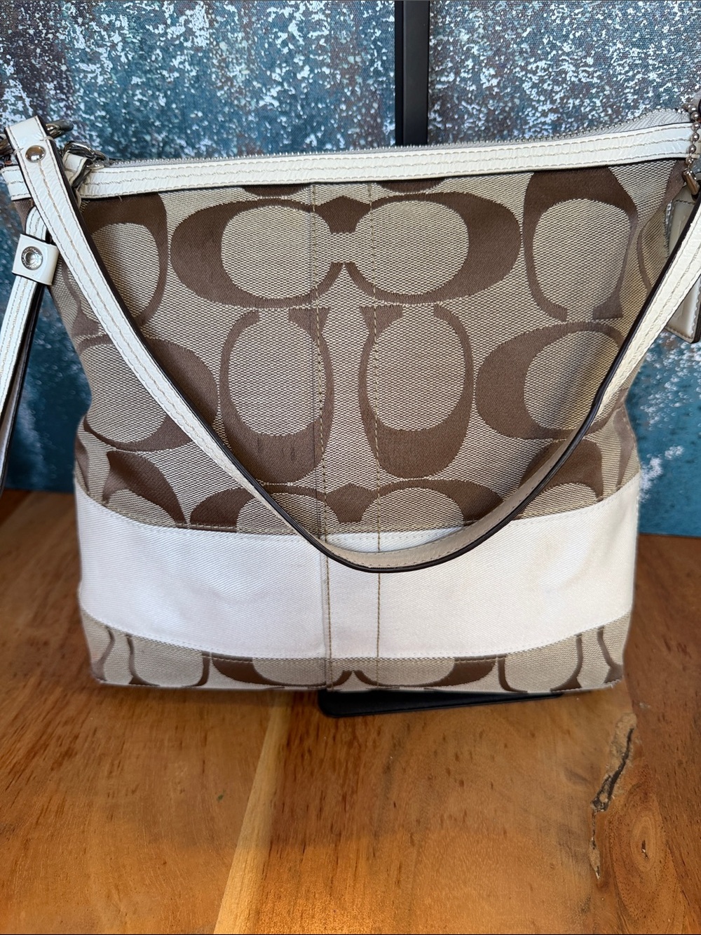 Coach Y2K 2009 Signature Stripe Canvas Hobo Bag Khaki Ivory GUC - Picture 16 of 17
